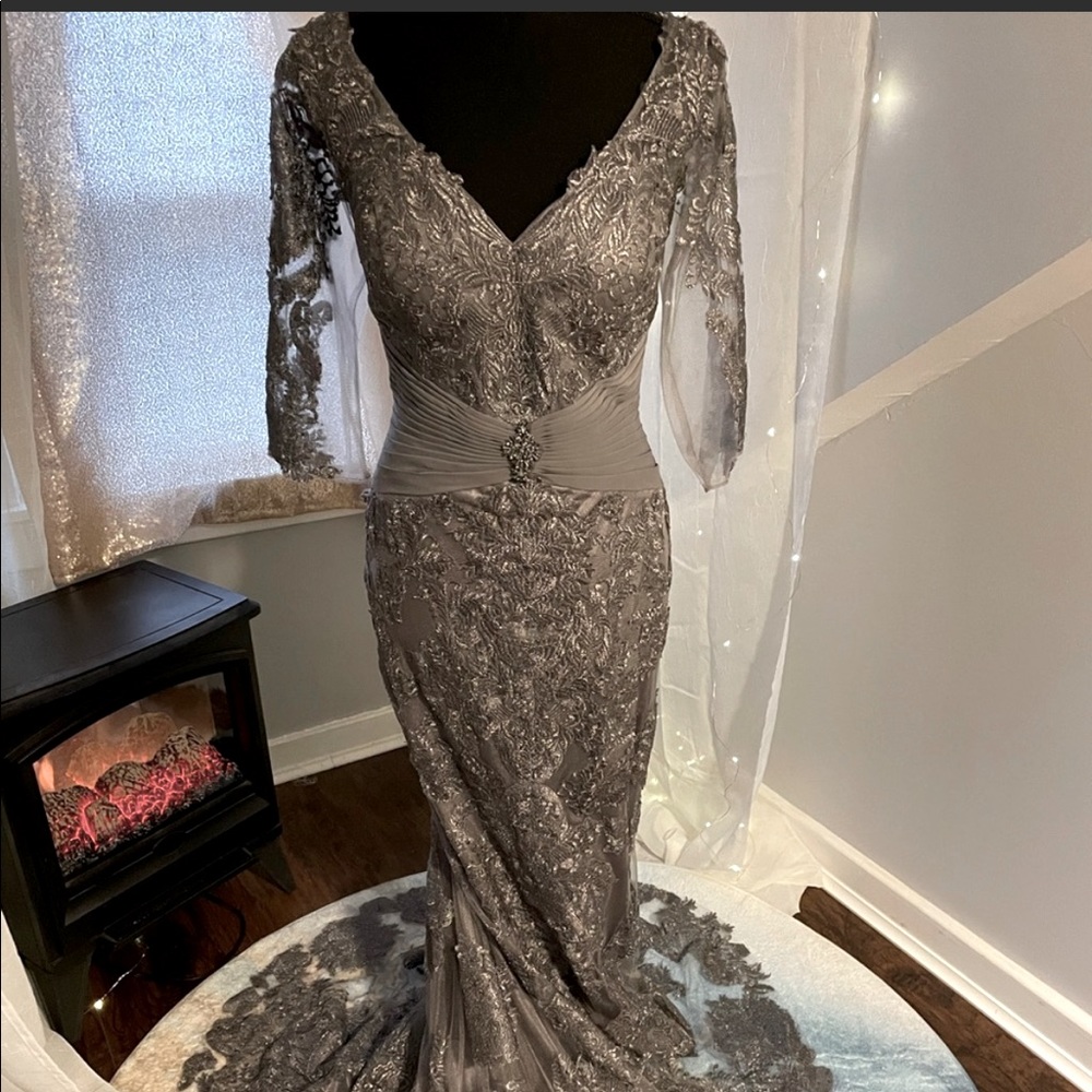 New with Tags Montage by Mon Cheri Evening Gown Size 12 in Smoke Gray!